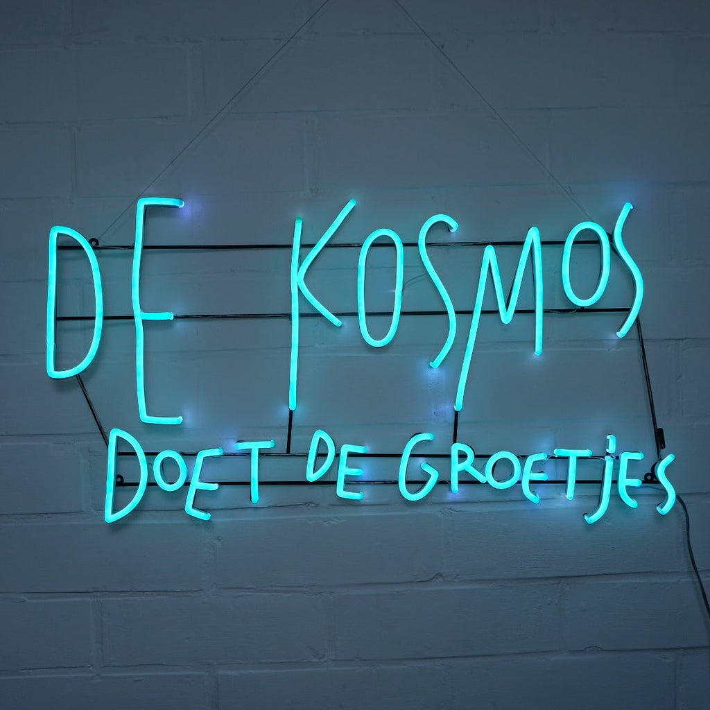 De Kosmos doet de groetjes di Kelly Hortense